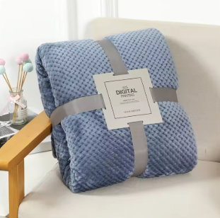 "Cloud Touch Collection"™ – Soft Throw Blanket